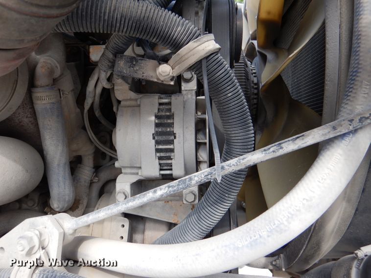 image for item DL3336 2006 International 7700  ready mix truck