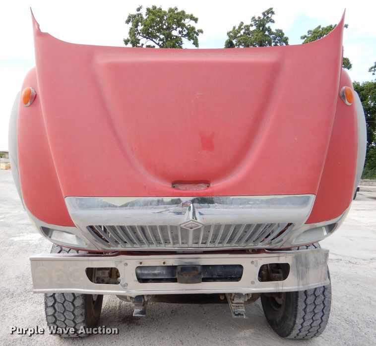 image for item DL3336 2006 International 7700  ready mix truck