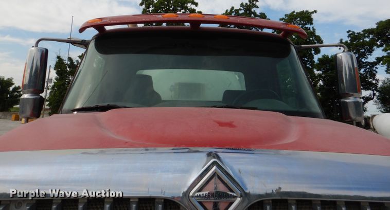 image for item DL3336 2006 International 7700  ready mix truck