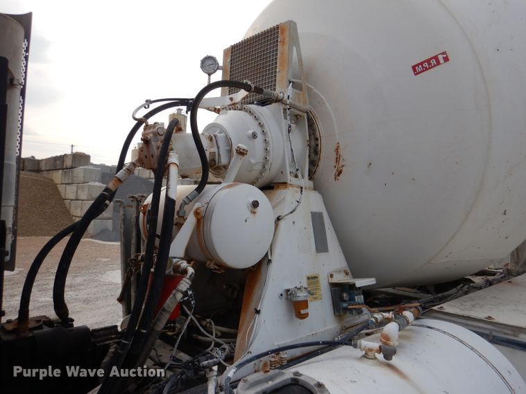 image for item DL3336 2006 International 7700  ready mix truck