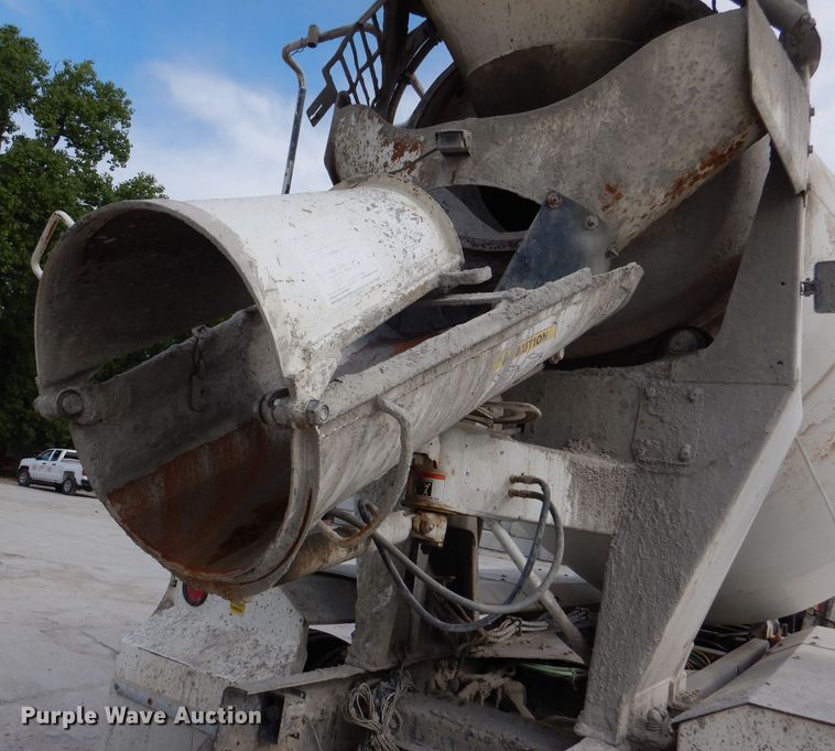 image for item DL3336 2006 International 7700  ready mix truck