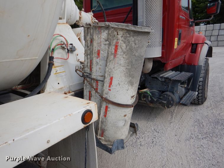 image for item DL3336 2006 International 7700  ready mix truck