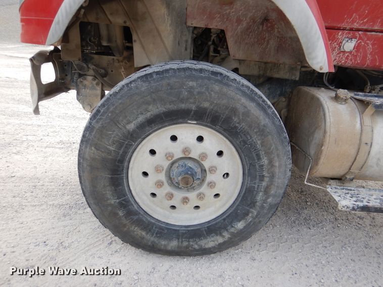 image for item DL3336 2006 International 7700  ready mix truck