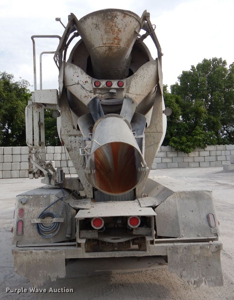 image for item DL3337 2006 Sterling LT8500  ready mix truck