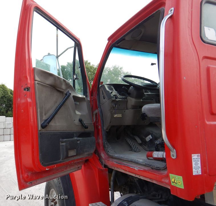 image for item DL3337 2006 Sterling LT8500  ready mix truck