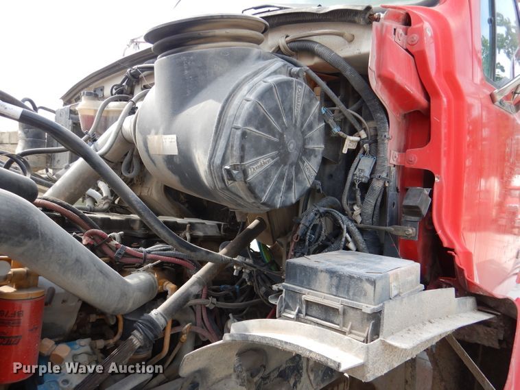 image for item DL3337 2006 Sterling LT8500  ready mix truck