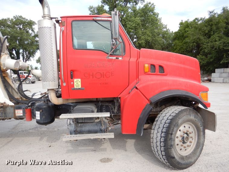image for item DL3337 2006 Sterling LT8500  ready mix truck