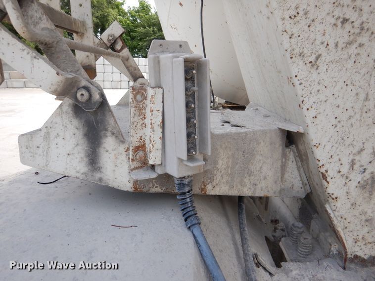 image for item DL3337 2006 Sterling LT8500  ready mix truck