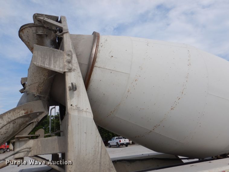 image for item DL3337 2006 Sterling LT8500  ready mix truck