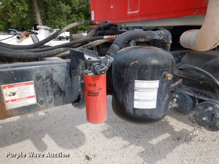 image for item DL3337 2006 Sterling LT8500  ready mix truck