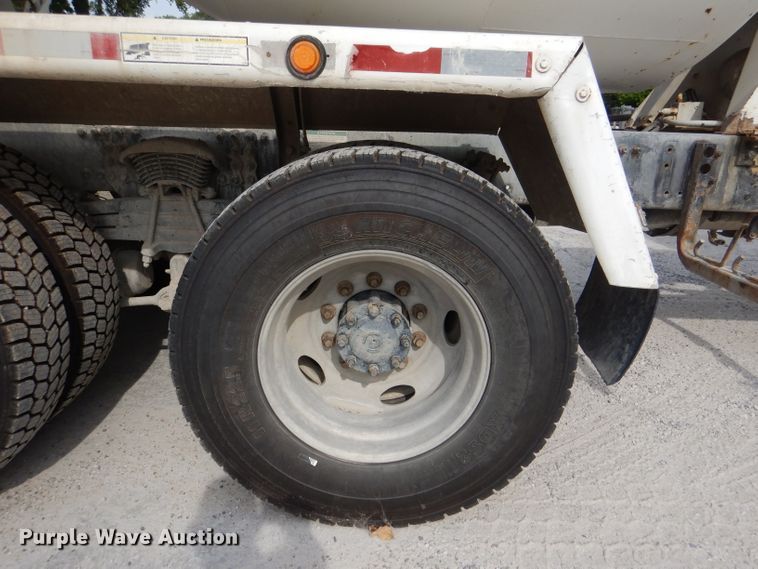 image for item DL3337 2006 Sterling LT8500  ready mix truck