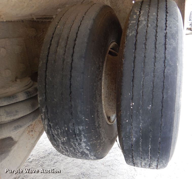 image for item DL3337 2006 Sterling LT8500  ready mix truck