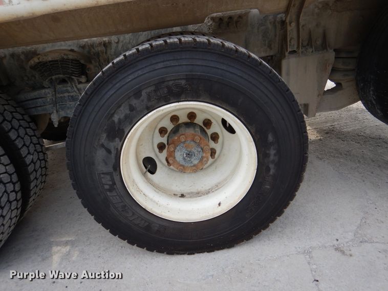 image for item DL3337 2006 Sterling LT8500  ready mix truck