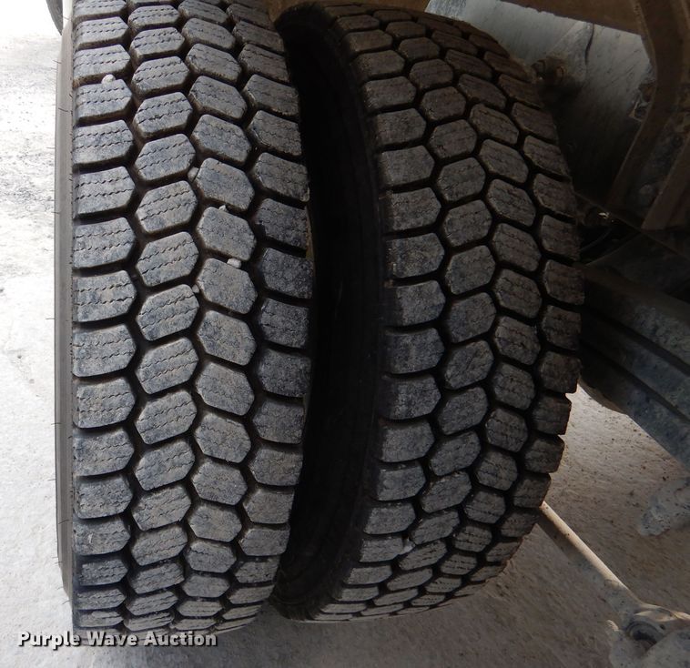 image for item DL3337 2006 Sterling LT8500  ready mix truck