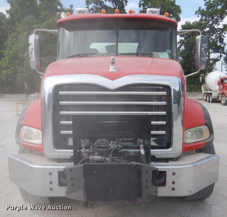 image for item DL3338 2008 Mack GU813  ready mix truck