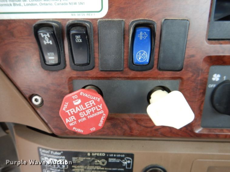 image for item DL3338 2008 Mack GU813  ready mix truck