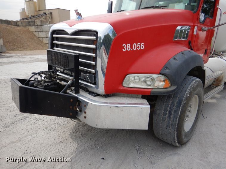 image for item DL3338 2008 Mack GU813  ready mix truck