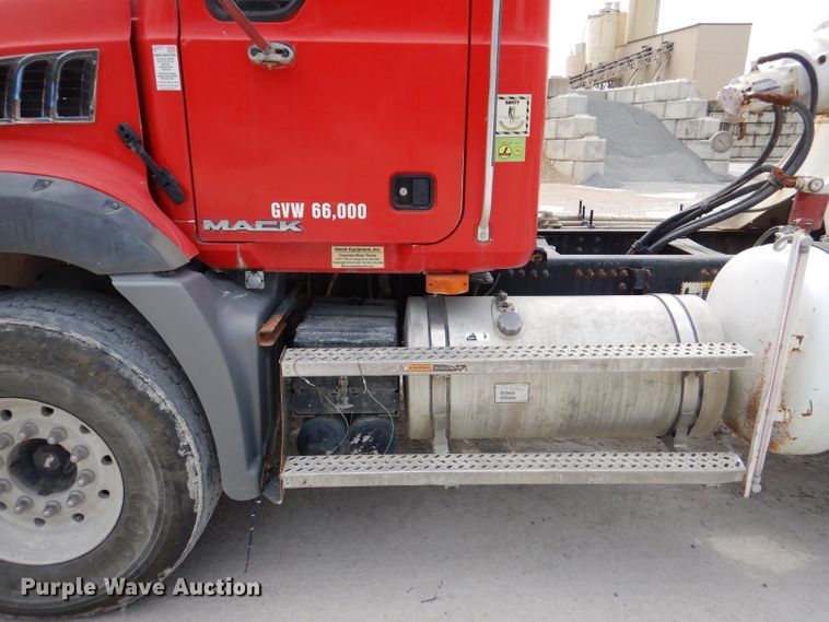 image for item DL3338 2008 Mack GU813  ready mix truck