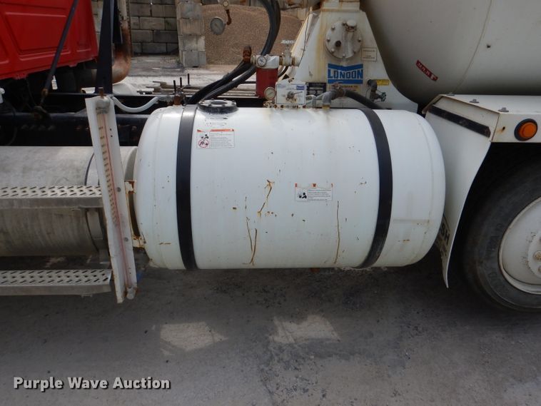 image for item DL3338 2008 Mack GU813  ready mix truck