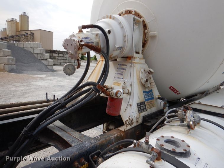 image for item DL3338 2008 Mack GU813  ready mix truck