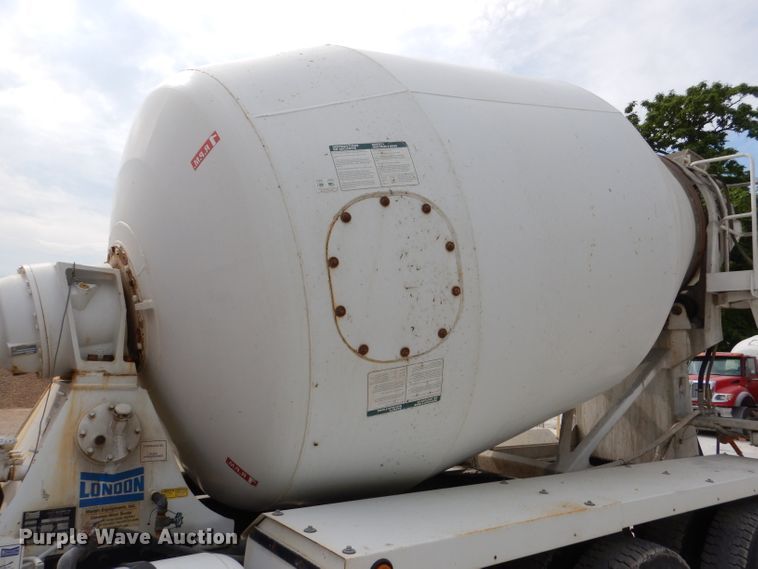 image for item DL3338 2008 Mack GU813  ready mix truck