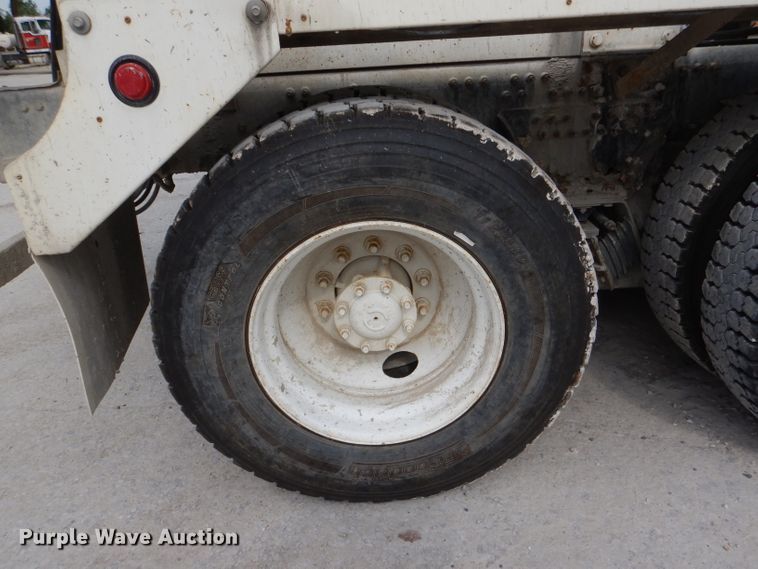 image for item DL3338 2008 Mack GU813  ready mix truck