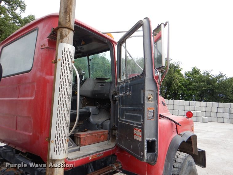 image for item DL3339 1997 Mack DM690S  ready mix truck