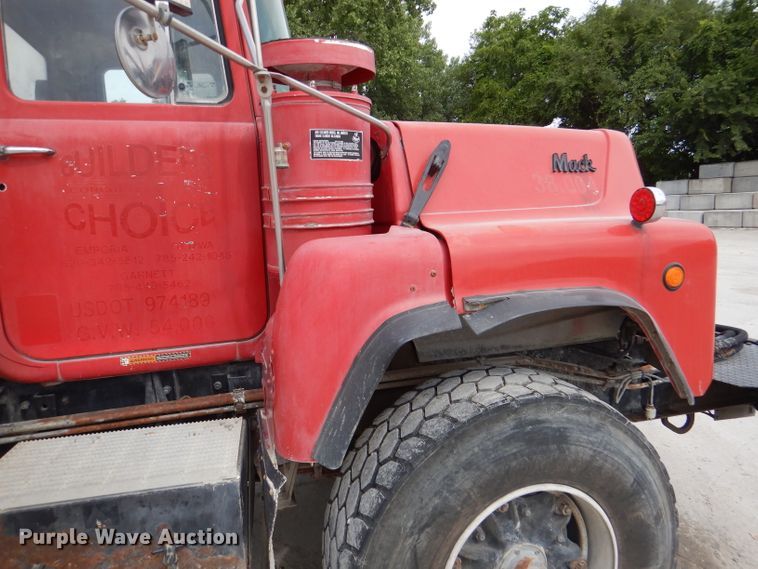 image for item DL3339 1997 Mack DM690S  ready mix truck