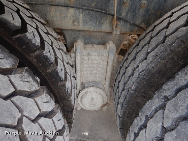 image for item DL3339 1997 Mack DM690S  ready mix truck