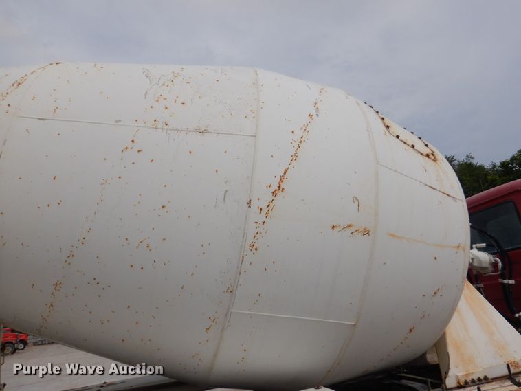 image for item DL3339 1997 Mack DM690S  ready mix truck