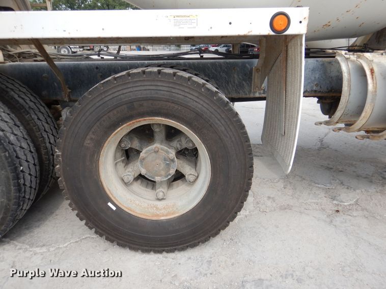 image for item DL3339 1997 Mack DM690S  ready mix truck