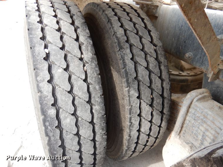 image for item DL3339 1997 Mack DM690S  ready mix truck