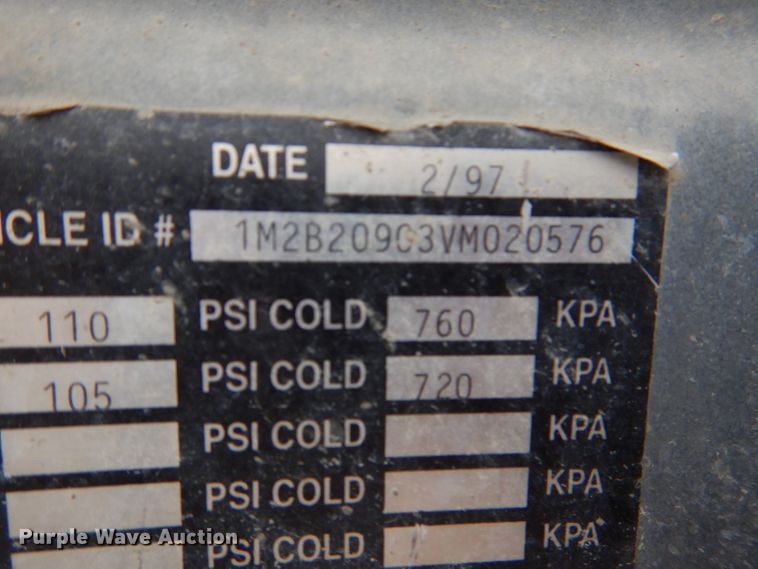 image for item DL3339 1997 Mack DM690S  ready mix truck