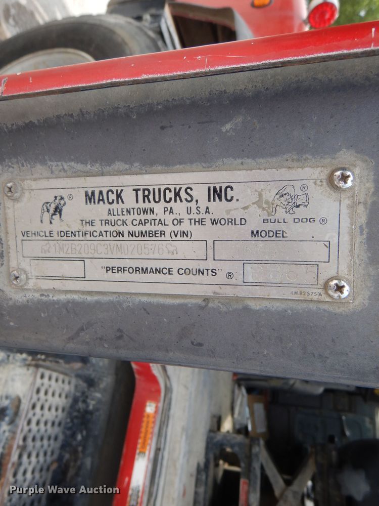 image for item DL3339 1997 Mack DM690S  ready mix truck