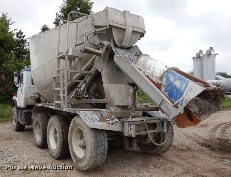 image for item DL3343 1986 Mack DM685S  ready mix truck