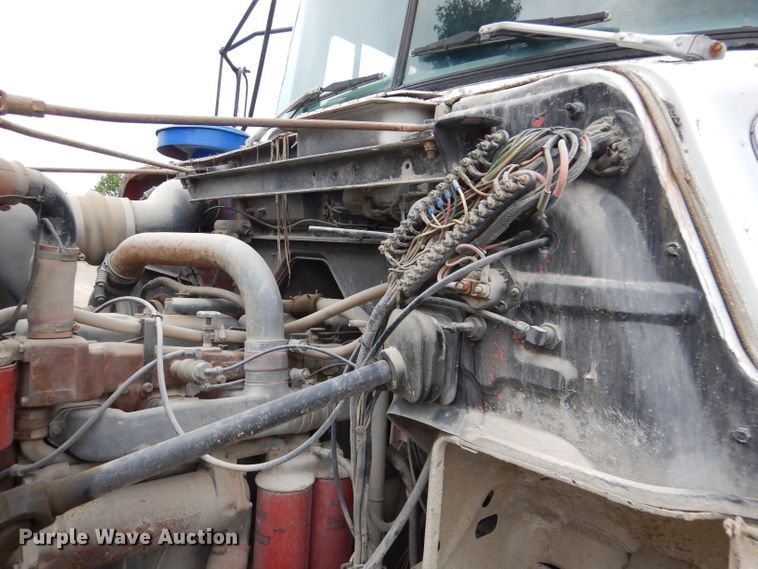 image for item DL3343 1986 Mack DM685S  ready mix truck