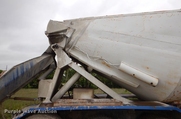 image for item DL3343 1986 Mack DM685S  ready mix truck