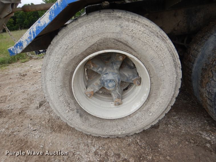 image for item DL3343 1986 Mack DM685S  ready mix truck