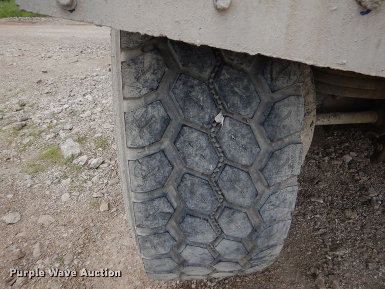 image for item DL3343 1986 Mack DM685S  ready mix truck