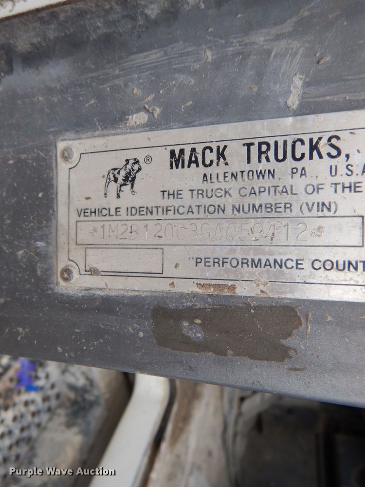 image for item DL3343 1986 Mack DM685S  ready mix truck