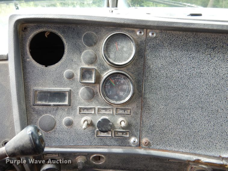 image for item DL3344 1986 Mack DM685S  ready mix truck