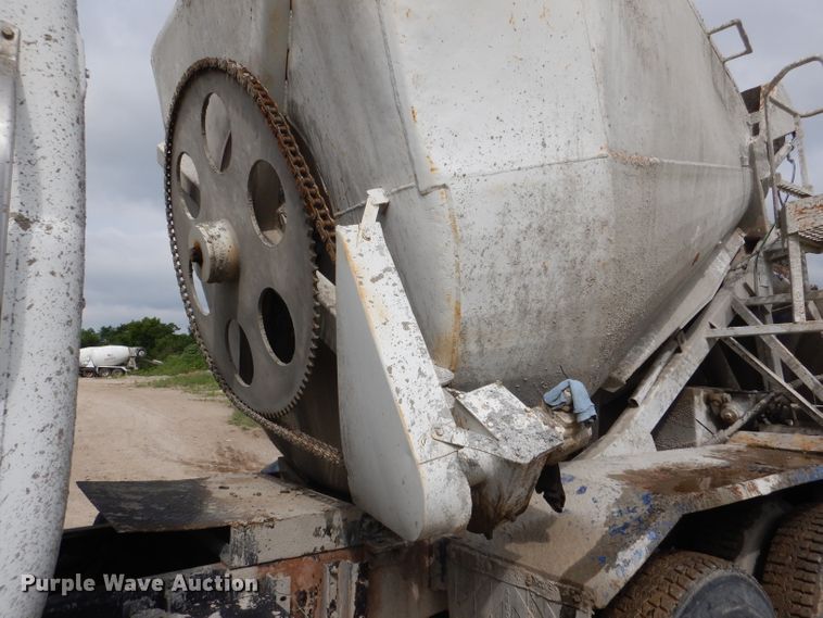 image for item DL3344 1986 Mack DM685S  ready mix truck