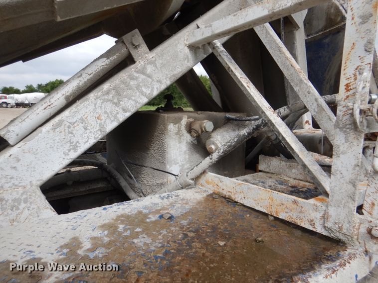 image for item DL3344 1986 Mack DM685S  ready mix truck