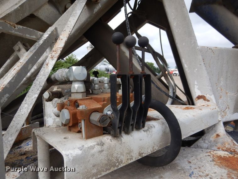 image for item DL3344 1986 Mack DM685S  ready mix truck