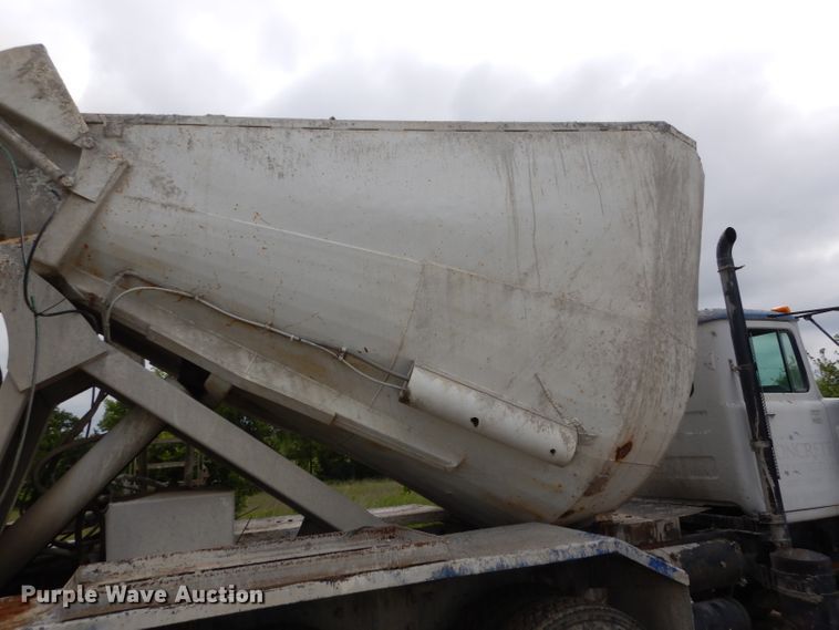 image for item DL3344 1986 Mack DM685S  ready mix truck