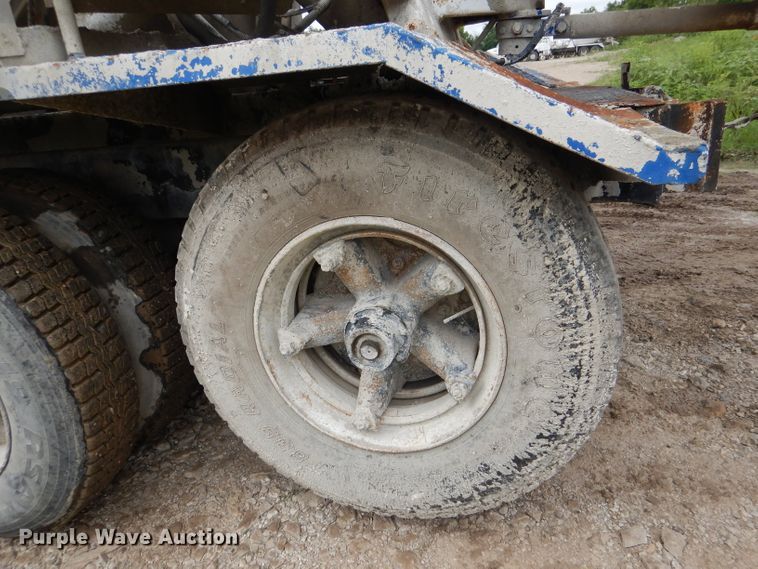 image for item DL3344 1986 Mack DM685S  ready mix truck