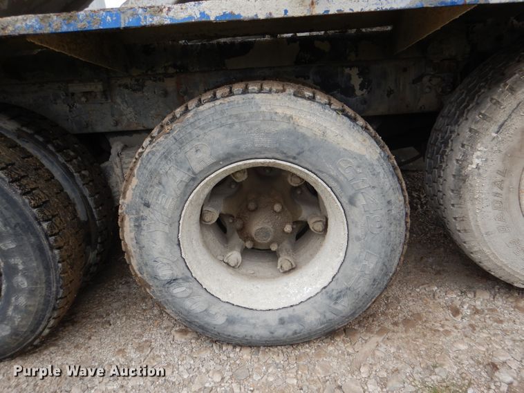 image for item DL3344 1986 Mack DM685S  ready mix truck