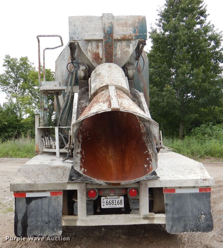 image for item DL3345 1996 Mack DM688S  ready mix truck