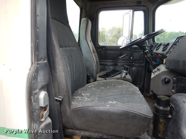 image for item DL3345 1996 Mack DM688S  ready mix truck