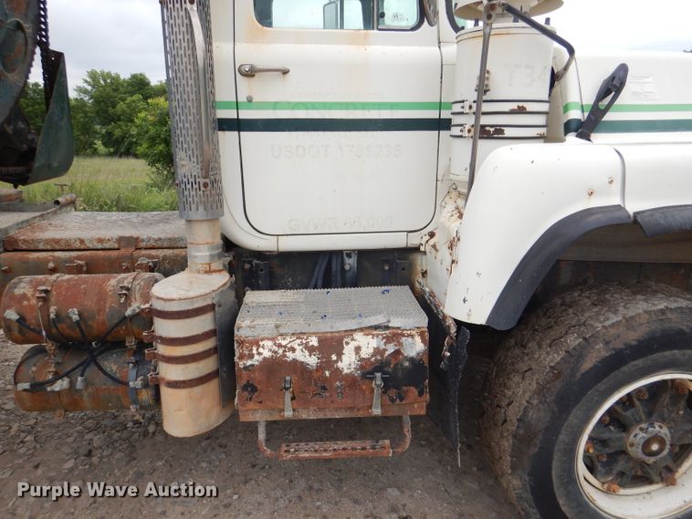 image for item DL3345 1996 Mack DM688S  ready mix truck